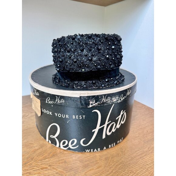 Vintage Gwen Pennington Black Beaded Pillbox Hat w/Bee Hats Box - Picture 1 of 16